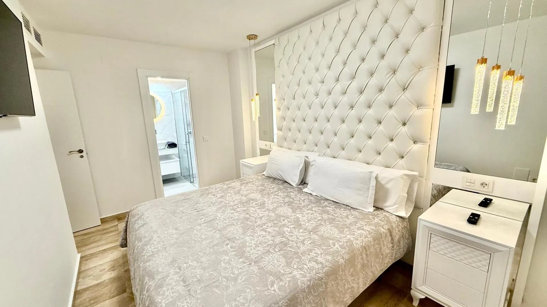 Appartement Marbella Alicate Beachfront - Luxury Apartment-1